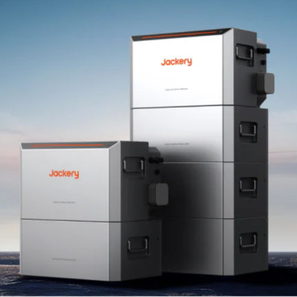 De Jackery HomePower 2000 Ultra kun je uitbreiden van 2 kWh tot 8 kWh met 2 kWh extra batterij units.