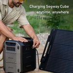 Segway Cube opladen met Segway draagbaar zonnepaneel