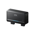 Anker SOLIX Alternator Charger 800W. Hiermee kun je tijdens het rijden je Anker powerstations snel opladen. De Anker Solix 800W alternator charger sluit je aan op de startaccu of huishoudaccu van je auto of camper.